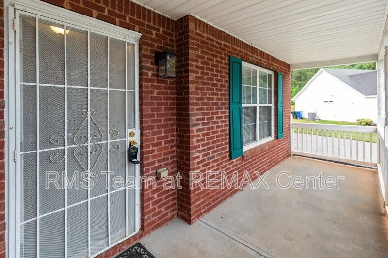 3854 Wheaton Ct - Photo 2 of 40