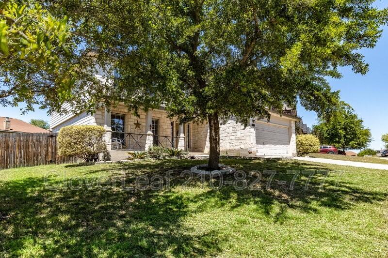 9715 Justice Ln - Photo 4 of 45