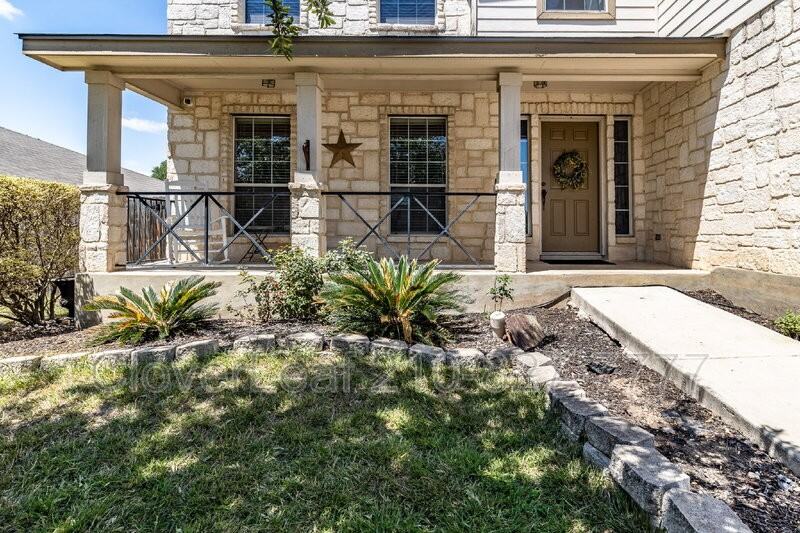 9715 Justice Ln - Photo 5 of 45