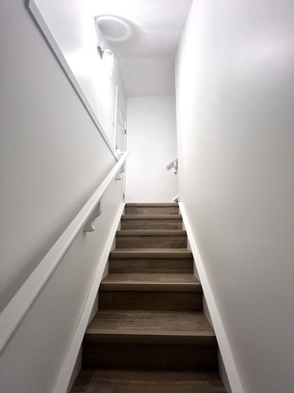 22718 82a Ave Nw - Photo 5 of 6