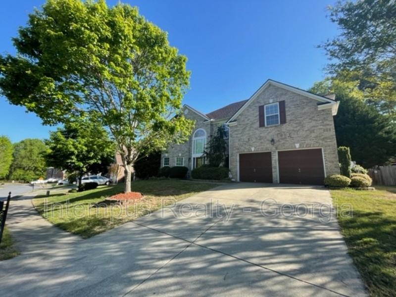 585 Gran Heritage Way - Photo 2 of 50