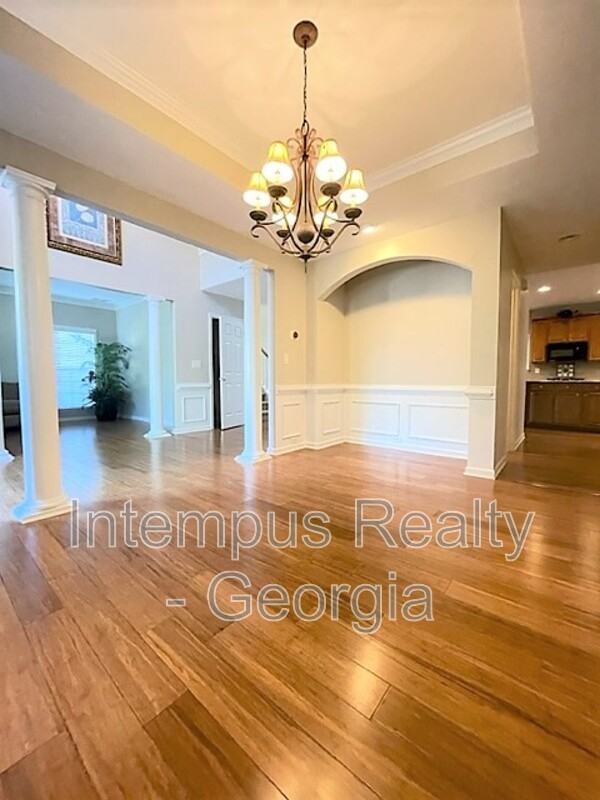 585 Gran Heritage Way - Photo 7 of 50