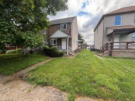 880 Miller Ave - Photo 1 of 1