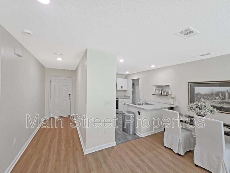 6465 June Bug Dr - Photo 4 of 18
