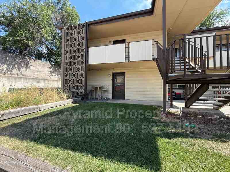 1555 E St #116 - Photo 6 of 11