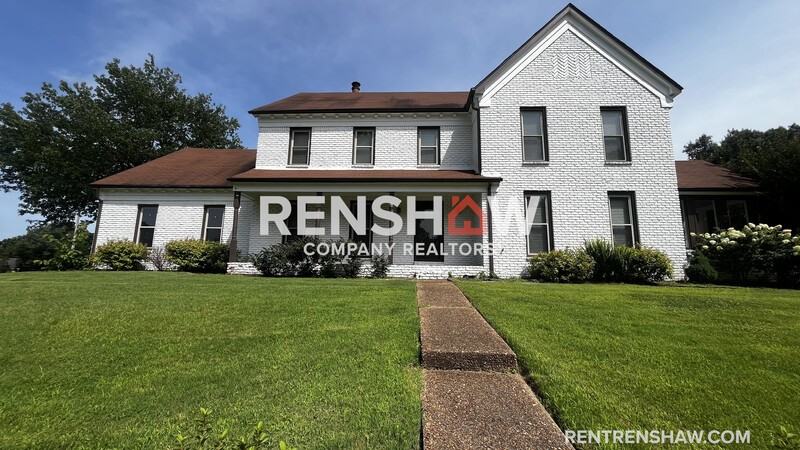 8161 Effingham Dr - Photo 2 of 30