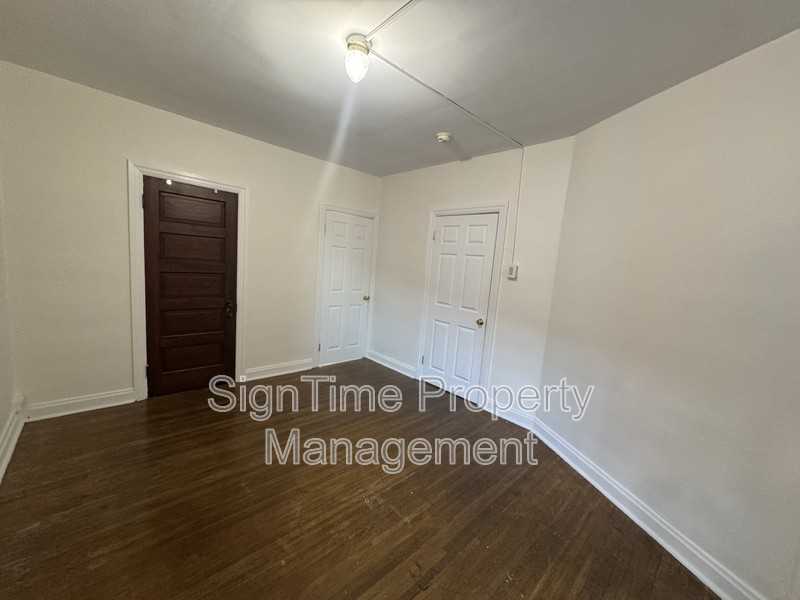 163 S Potomac St #3 - Photo 5 of 15