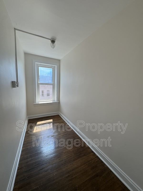 163 S Potomac St #3 - Photo 6 of 15