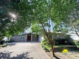 featured image of 249 Beachview Dr Ne