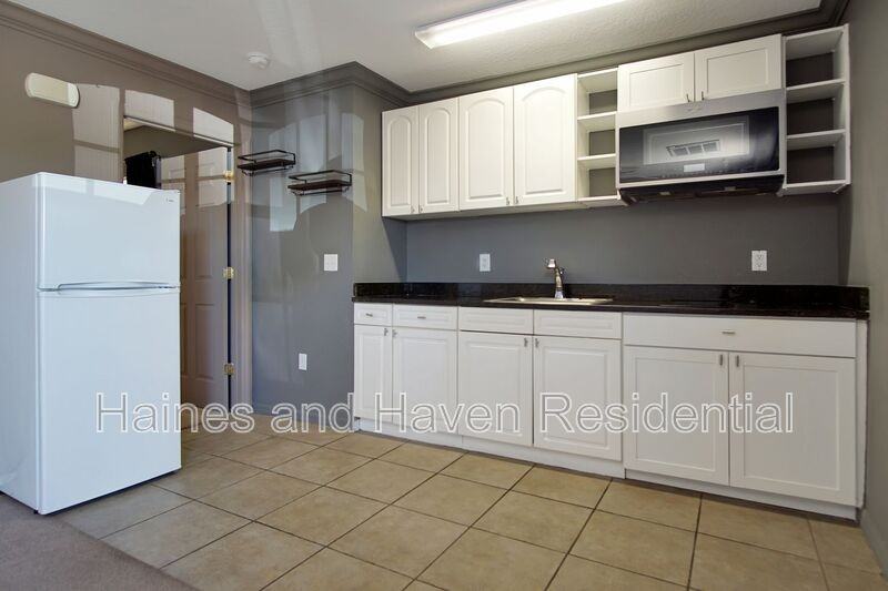 2326 Fan Palm Dr - Photo 5 of 14