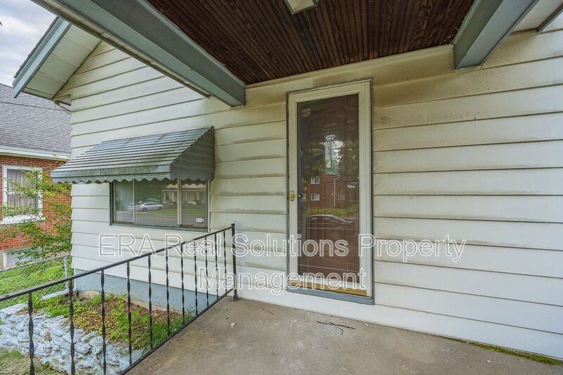 2028 W Galbraith Rd - Photo 7 of 45