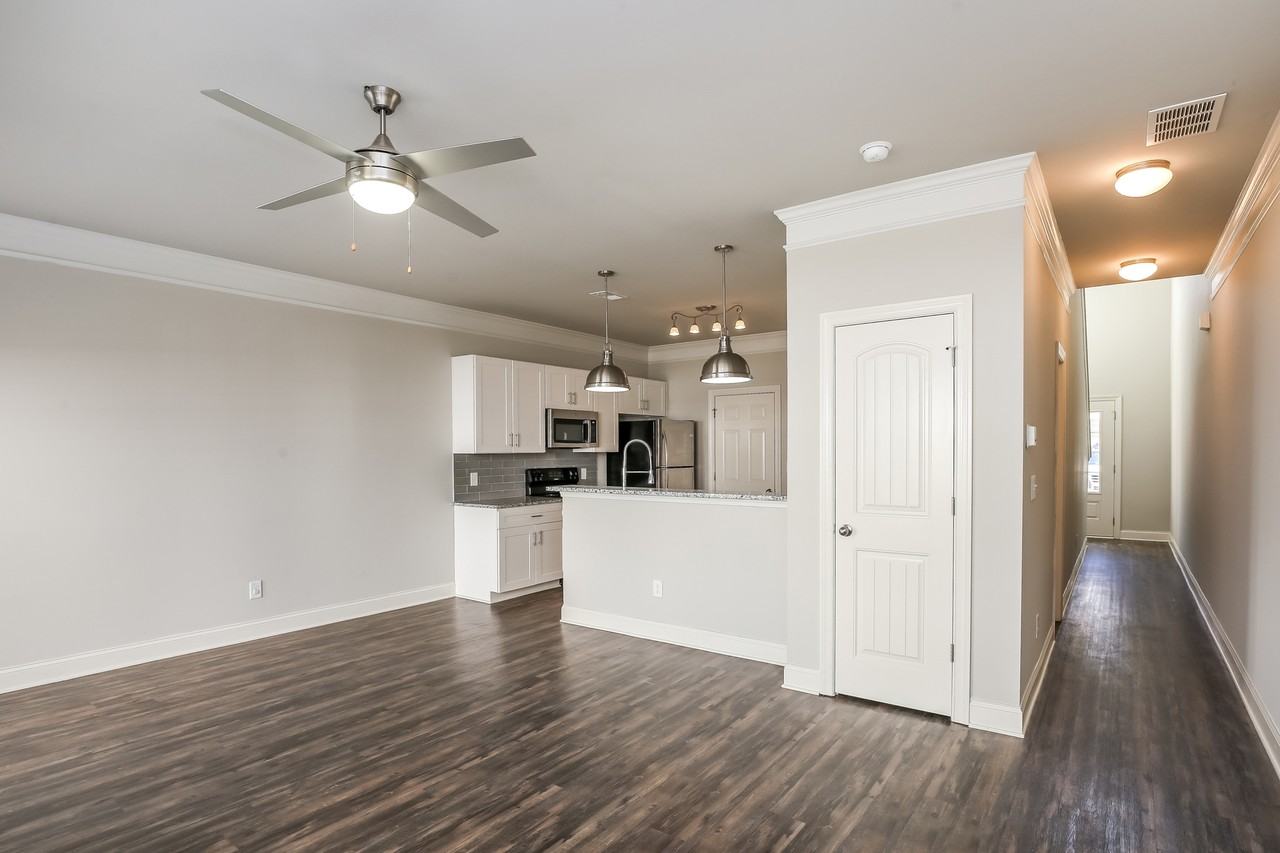7 Madaline Ln - Photo 7 of 47