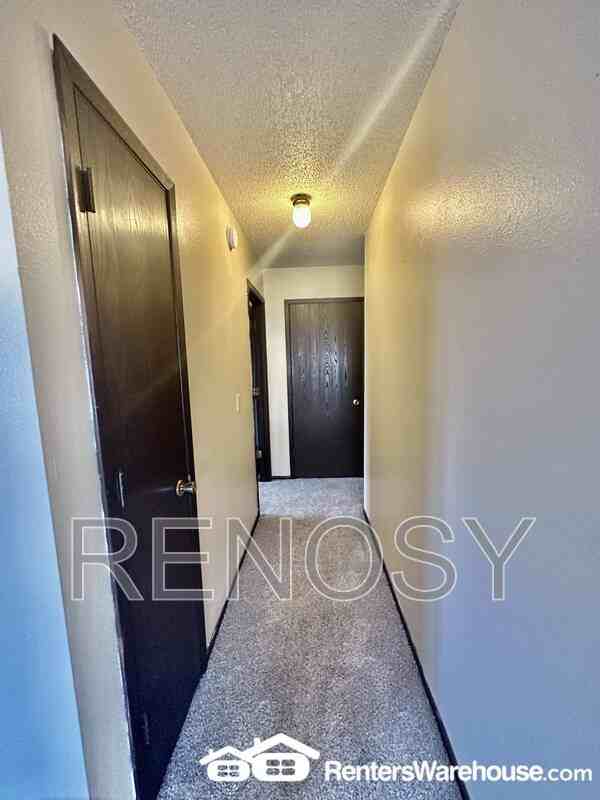 206 N Madison St #3 - Photo 4 of 9