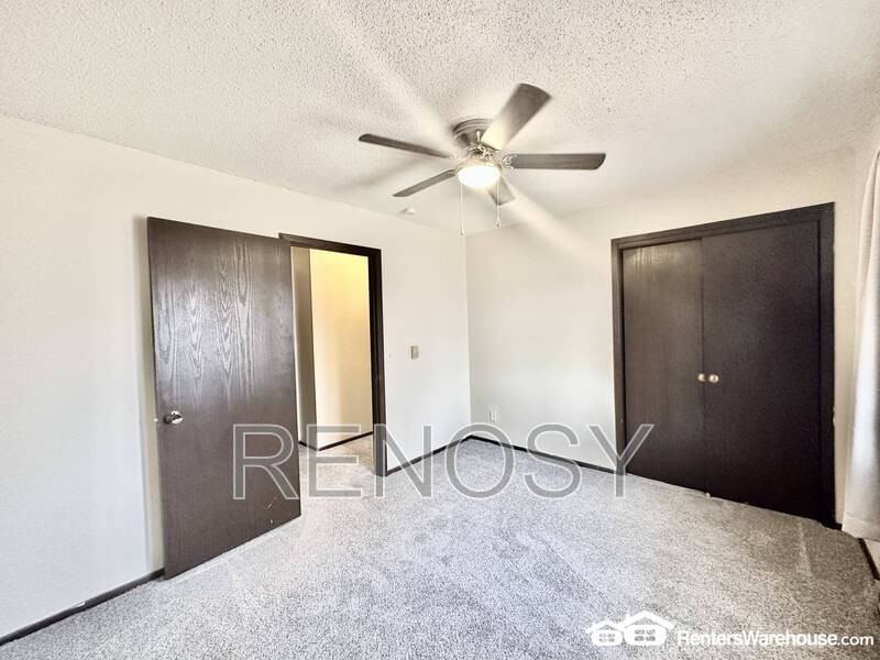 206 N Madison St #3 - Photo 5 of 9