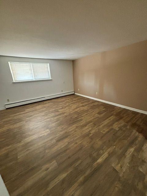 3 Losson Garden Dr ##05 - Photo 4 of 14