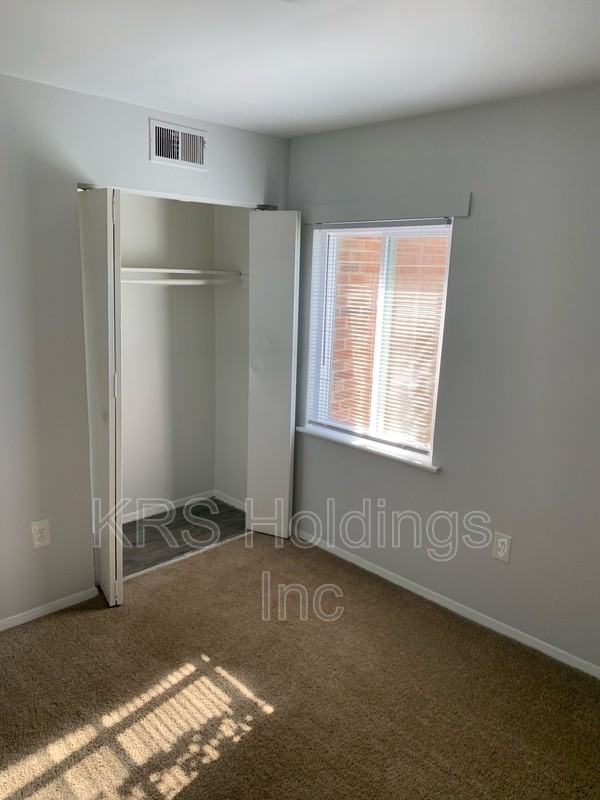 1700 The Carlisle Apartments #14 - Photo 2 of 15