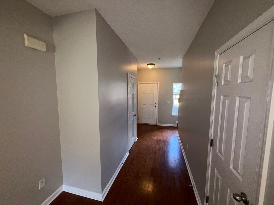 246 Azalea Cir - Photo 3 of 35