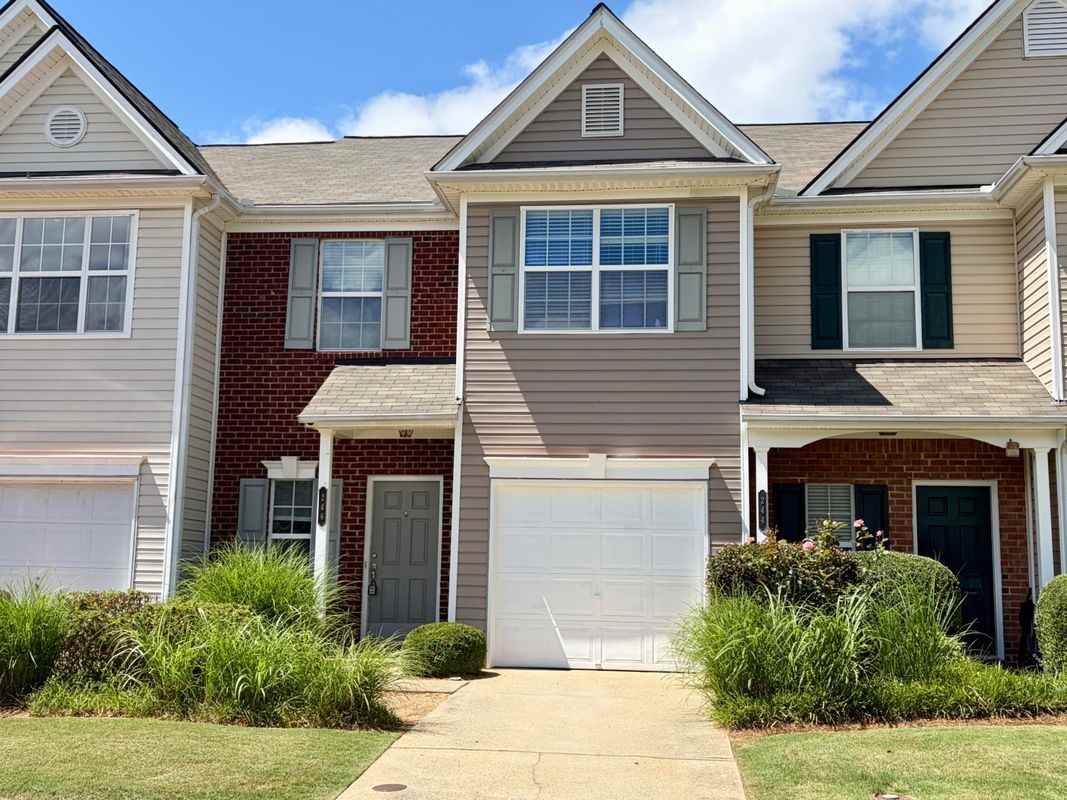 246 Azalea Cir