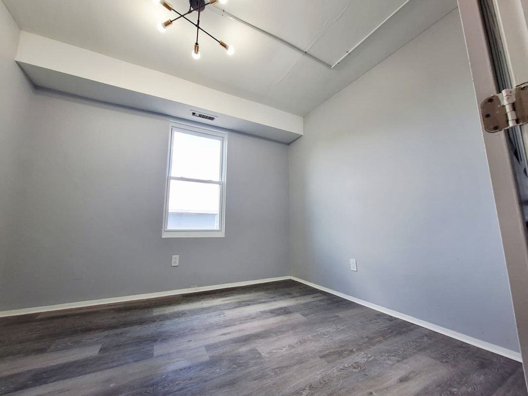 156 Poplar St - Photo 6 of 6