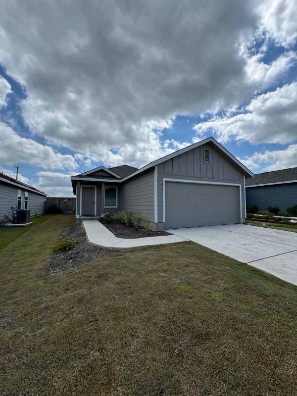 128 Burt Rainey Ln - Photo 2 of 8