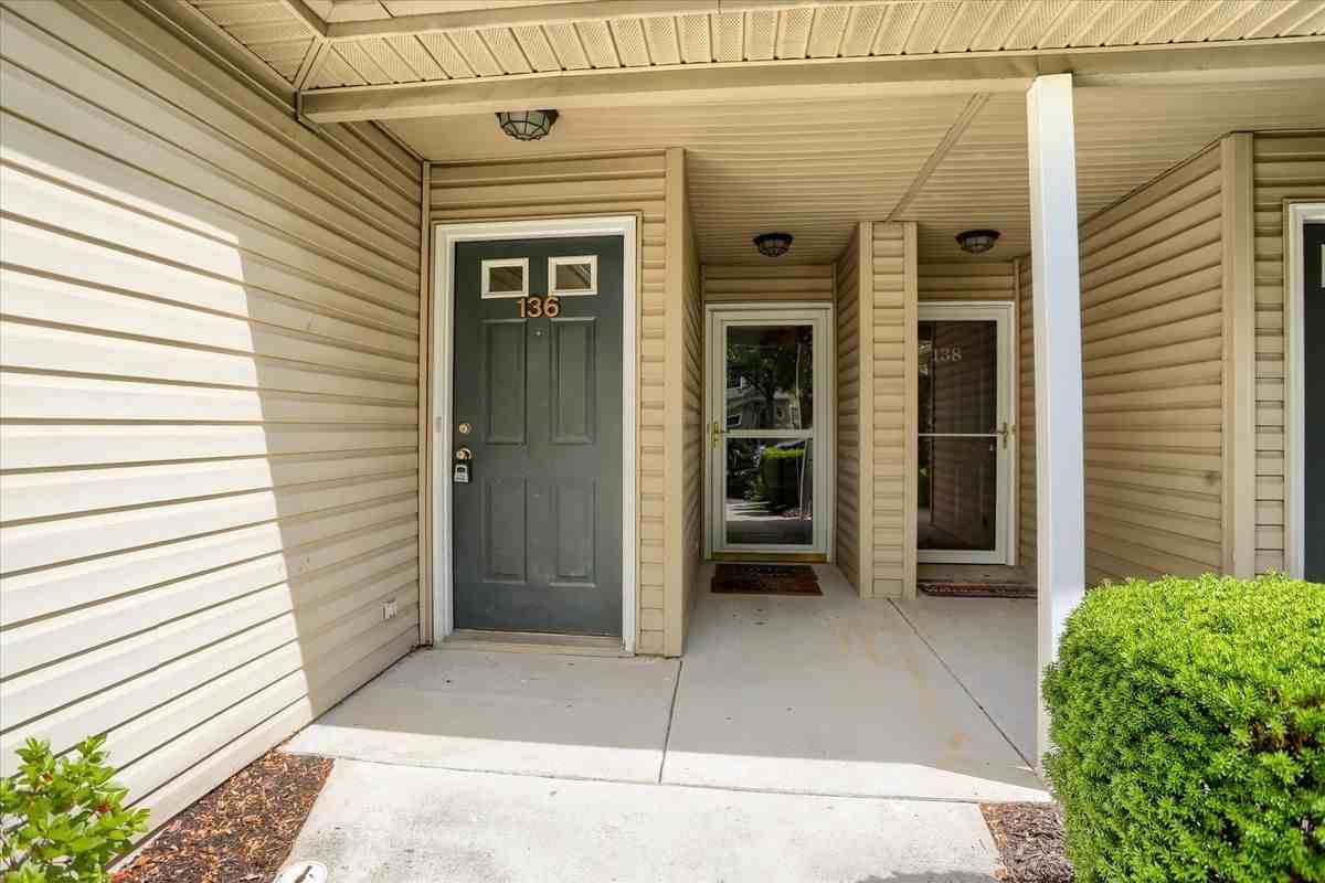 136 Cardinal Ln - Photo 3 of 28