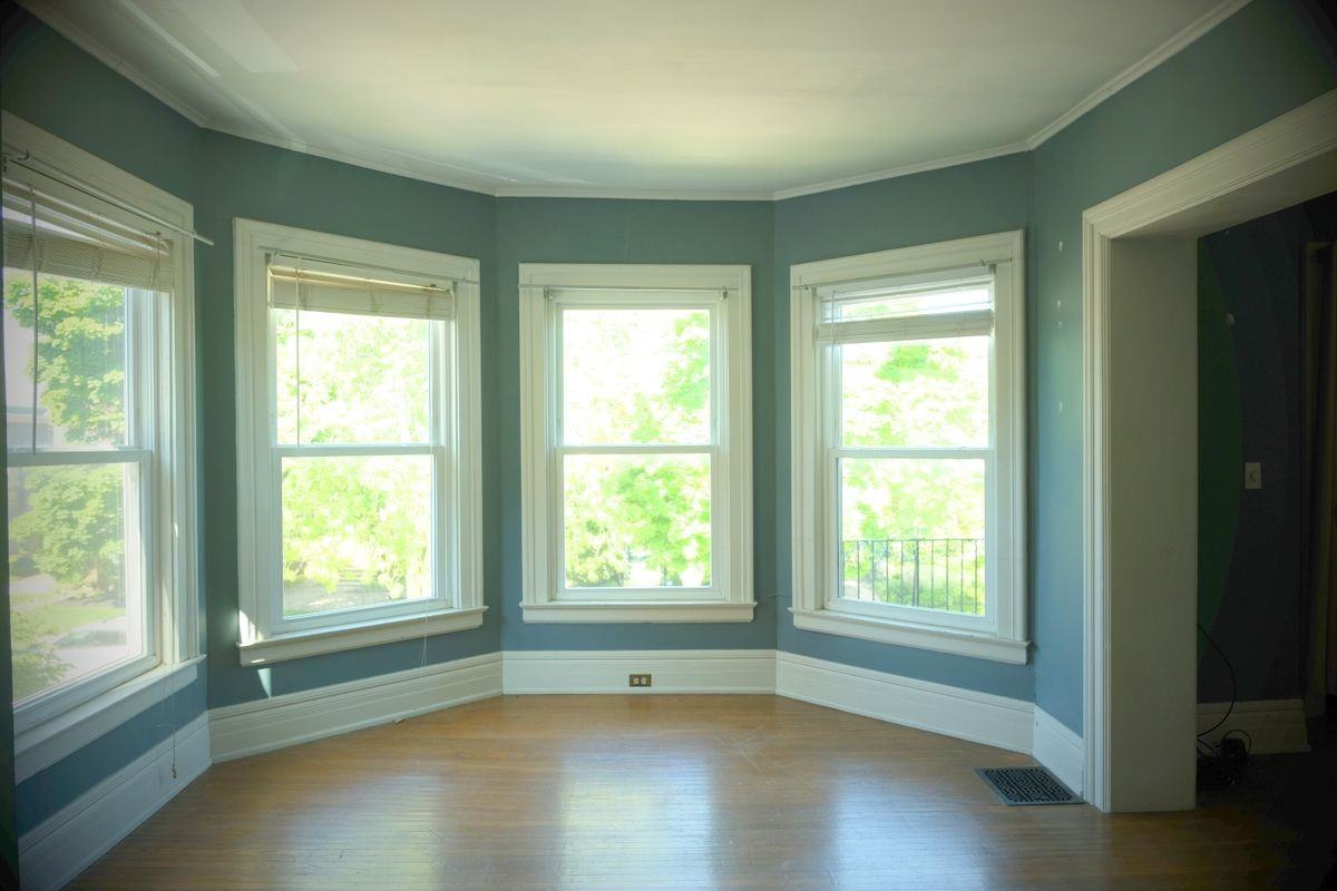489 Norwood Ave - Photo 3 of 32