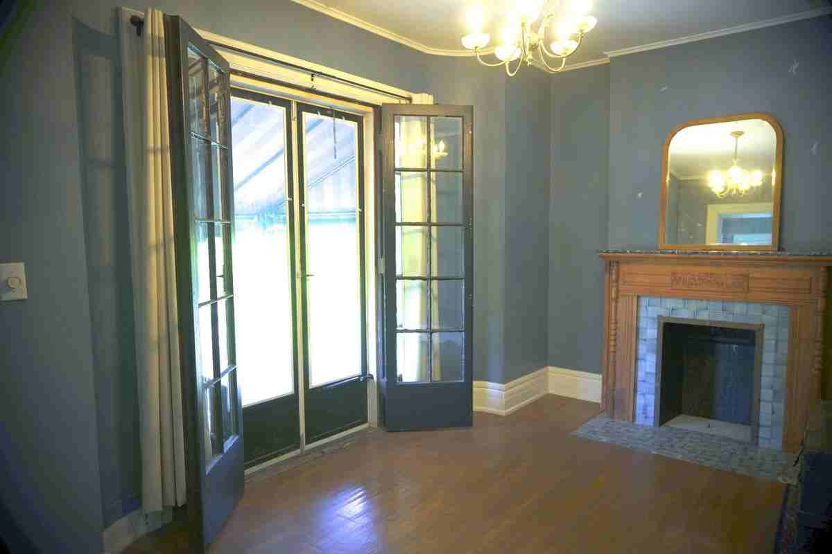 489 Norwood Ave - Photo 6 of 32
