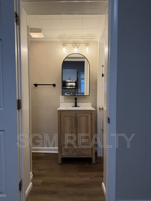 316 W Mill St #3 - Photo 6 of 11