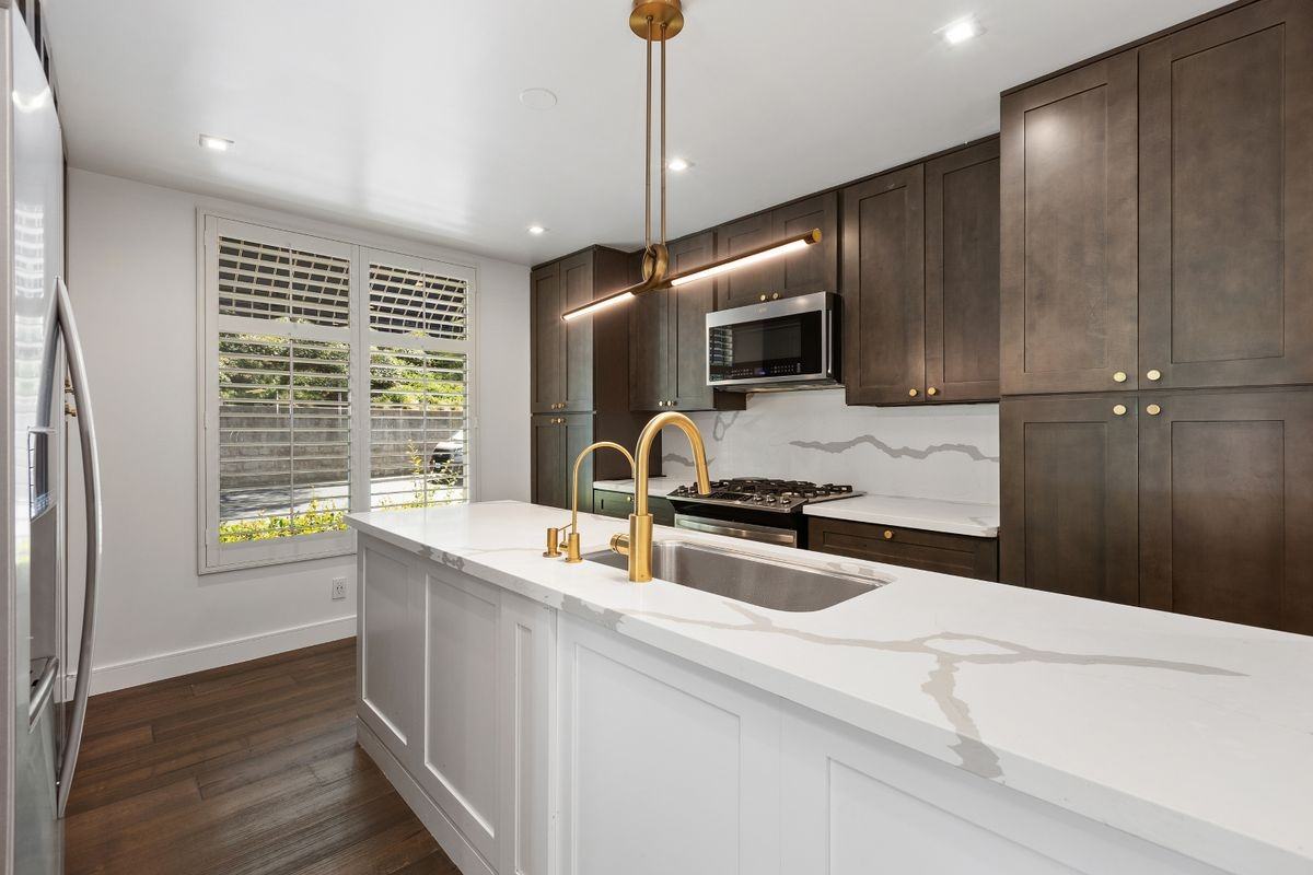 106 Breakers Ln - Photo 3 of 4