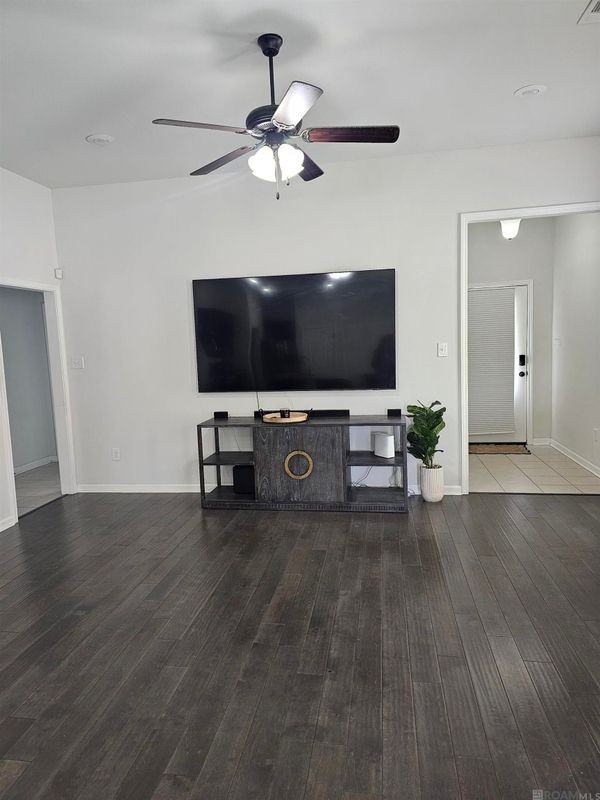 7961 Brown Hickory Ave - Photo 2 of 11