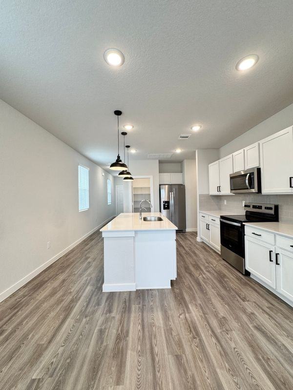 14702 Emerio Dr - Photo 2 of 16