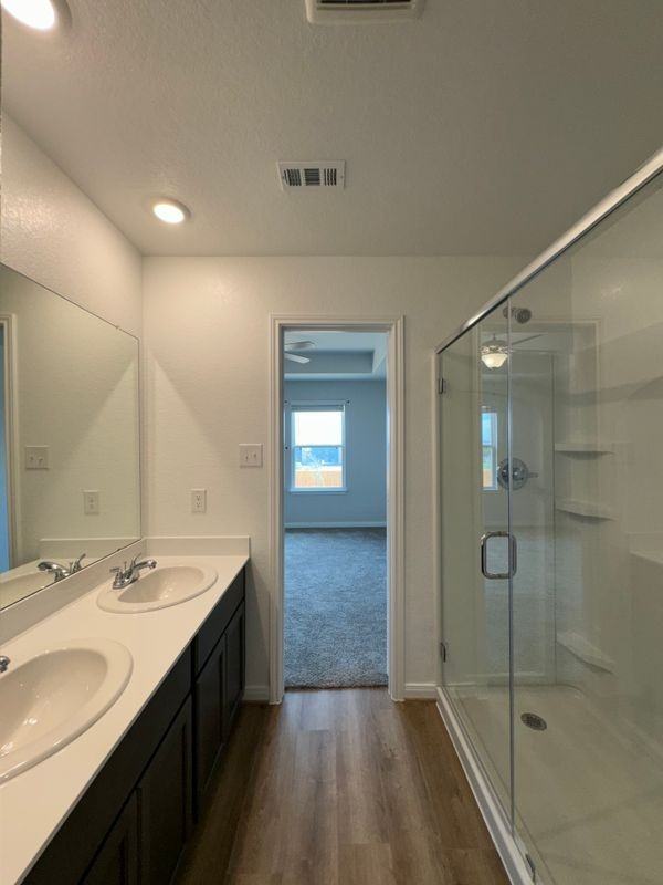 11131 Hollinger Cir - Photo 5 of 24