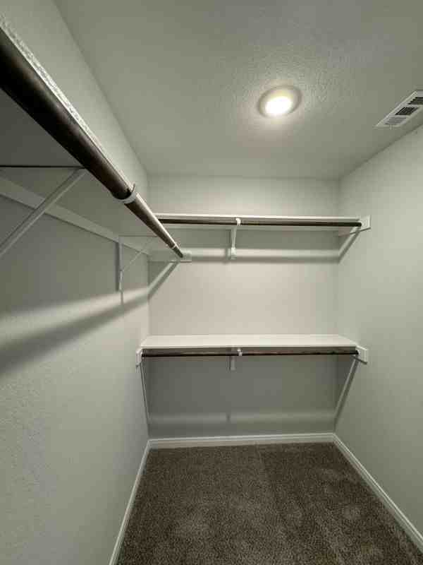 11131 Hollinger Cir - Photo 6 of 24