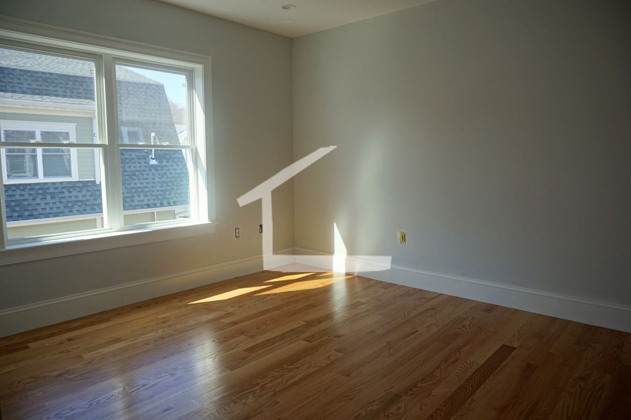 14 Bothwell Rd #12 - Photo 6 of 11