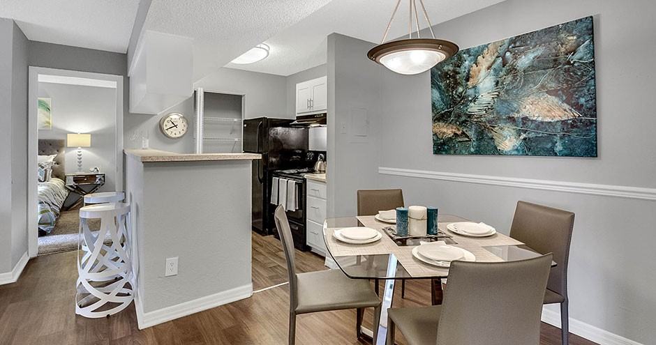 Courtney Cove Apartment Homes - Photo 3 of 29