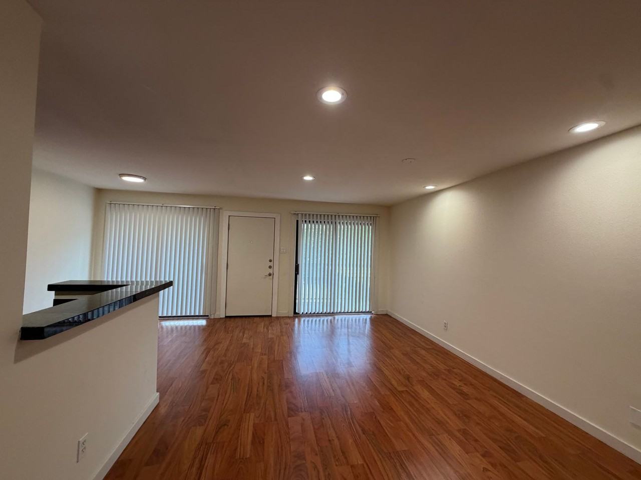 4109 Avondale Ave - Photo 4 of 11