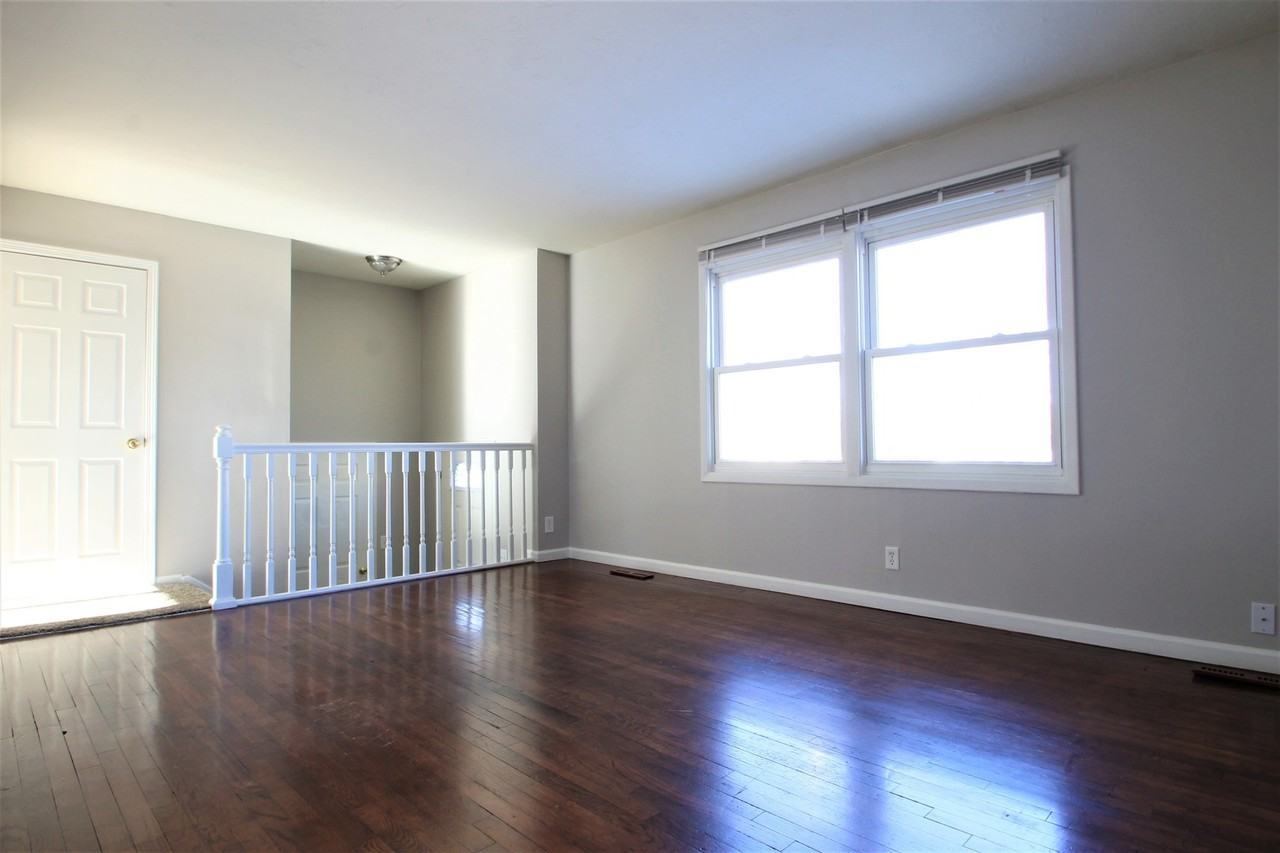 12627 C St - Photo 2 of 15