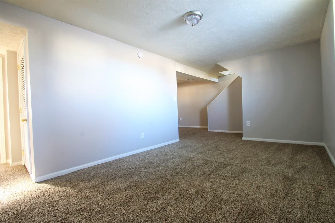12627 C St - Photo 4 of 15