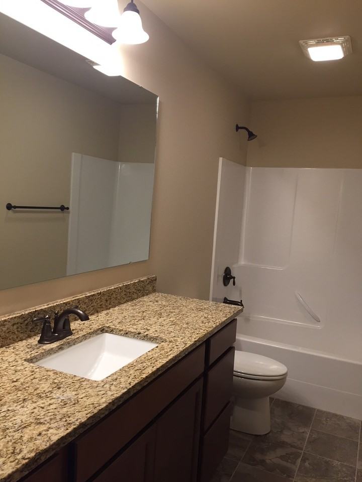 4431 Glenwood Dr - Photo 3 of 18