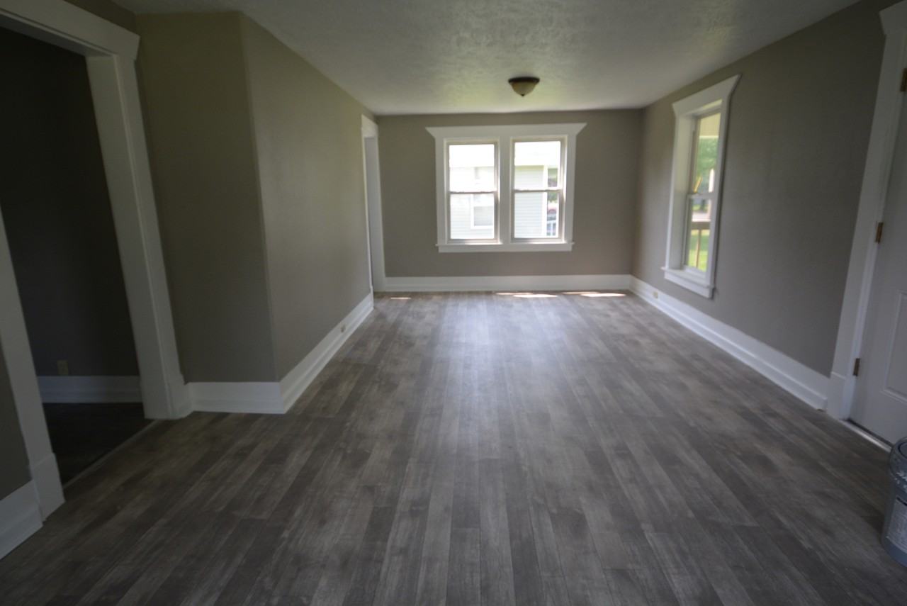 2012 W Webster St - Photo 2 of 16