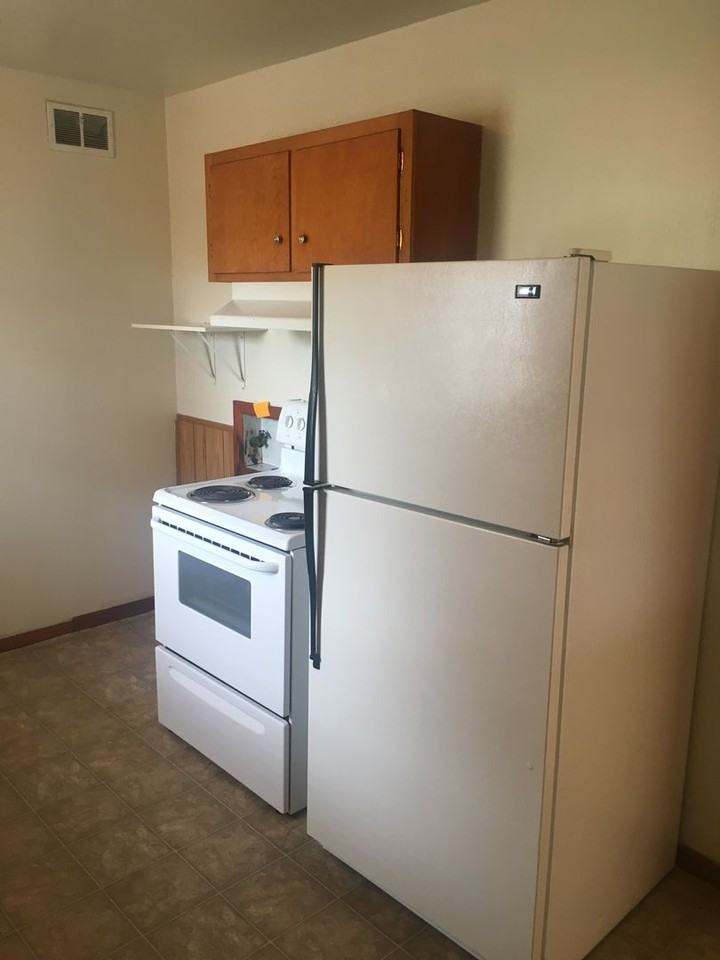 1200 W 20th St - Photo 3 of 7
