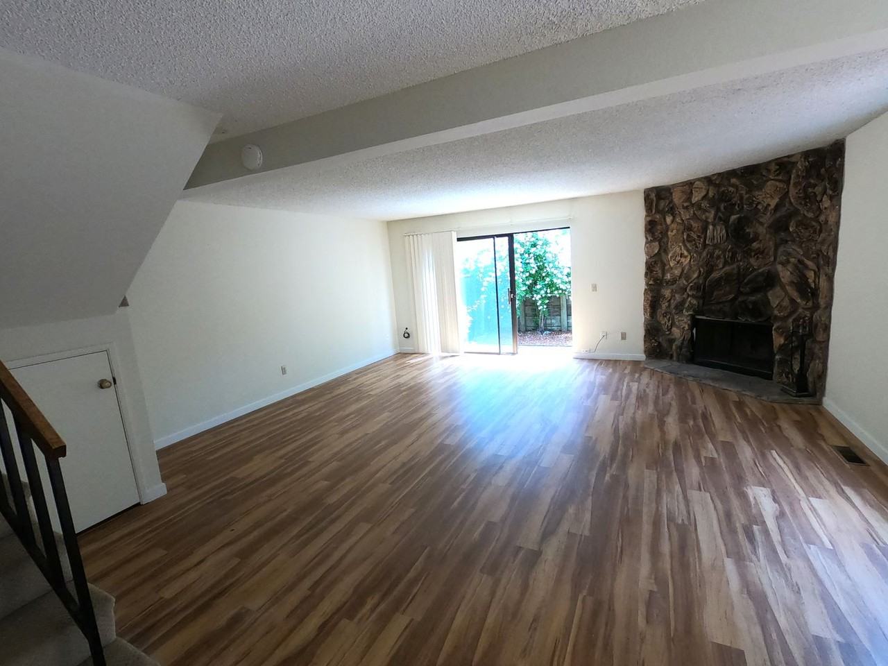 46 Aronia Ln - Photo 2 of 21