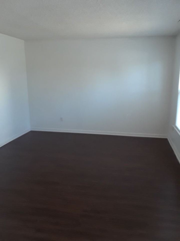 1232 Lynnhaven Pkwy - Photo 4 of 14