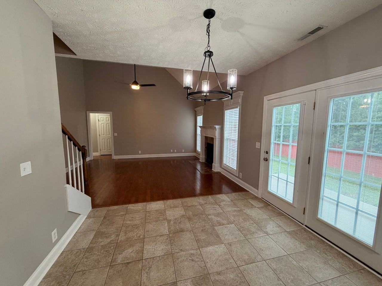 4517 Hammock Dr - Photo 6 of 27
