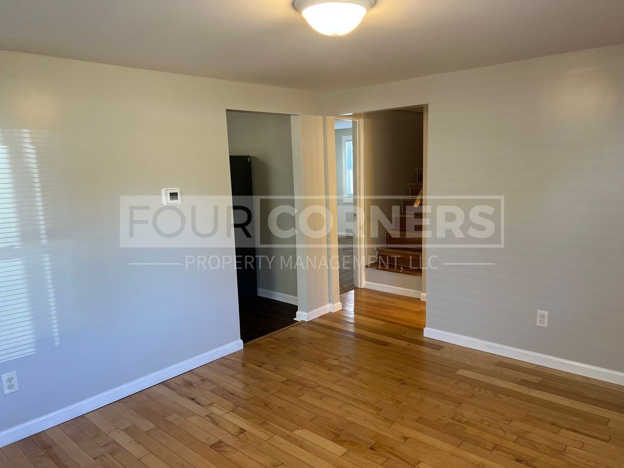 1901 Merritt Dr - Photo 3 of 15