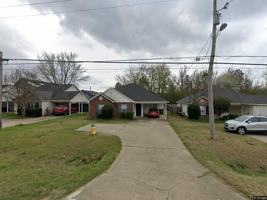 featured image of 2607 W Barnett Springs Ave