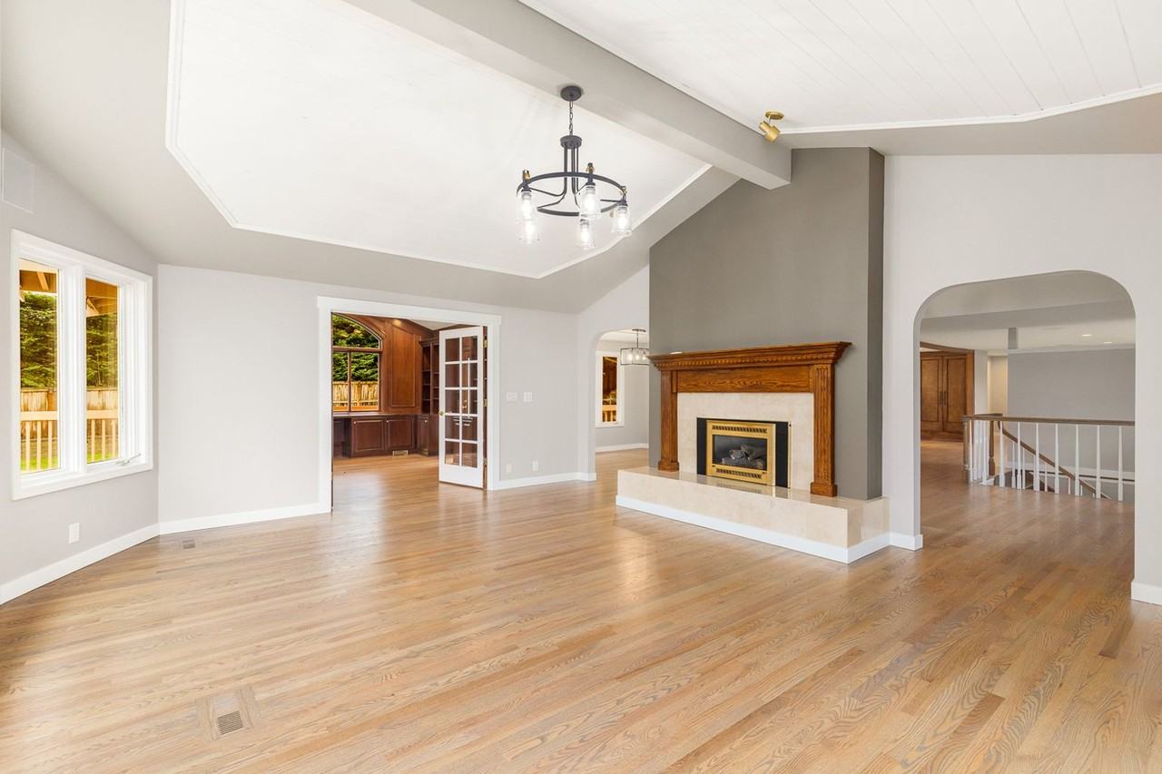 9358 Ne 30th St - Photo 6 of 30