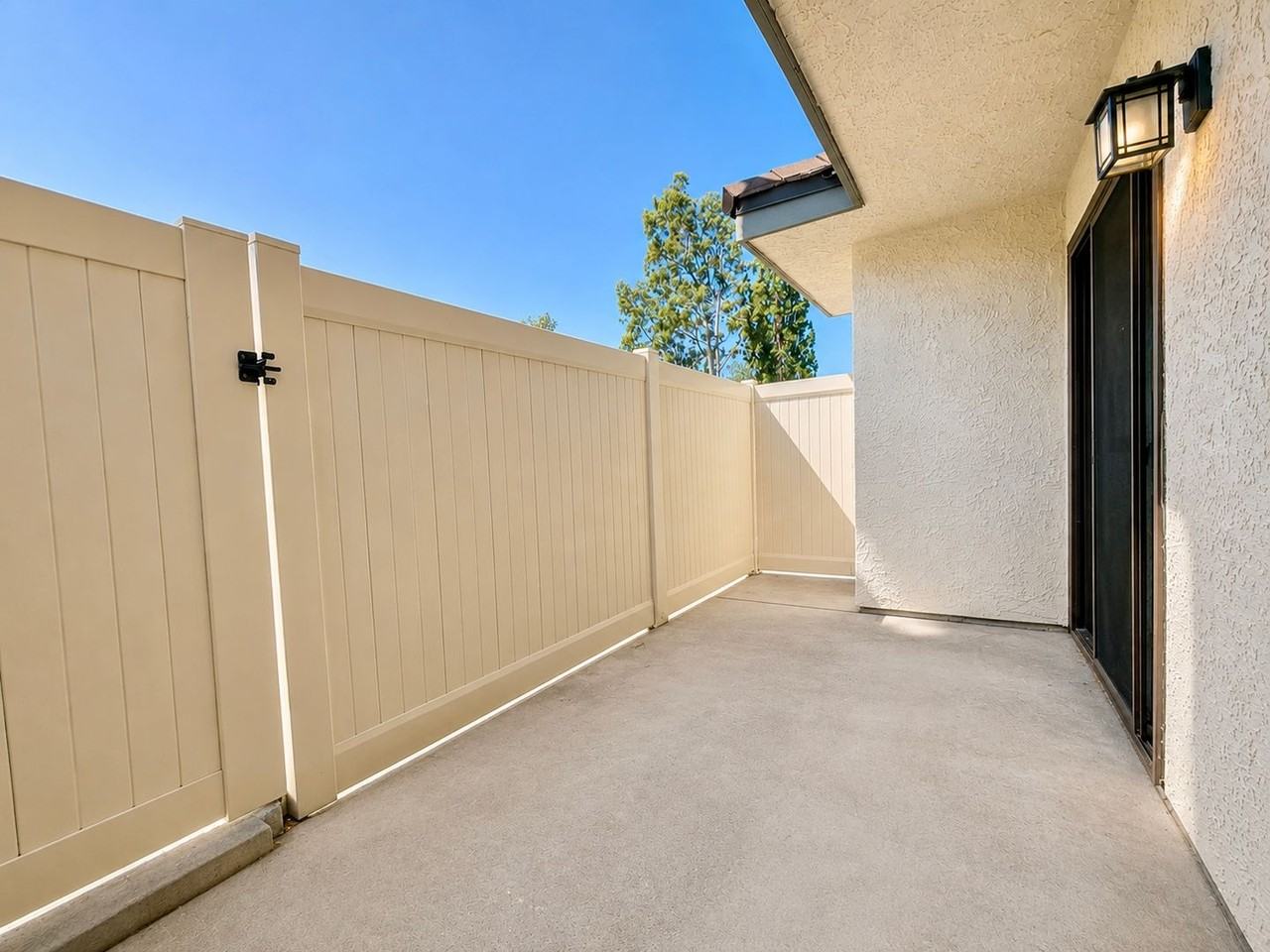 225 S San Dimas Canyon Rd - Photo 4 of 10
