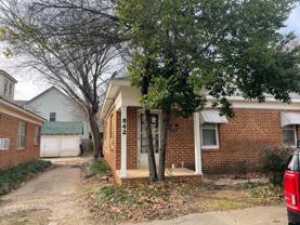 842 S Flood Ave - Photo 1 of 1