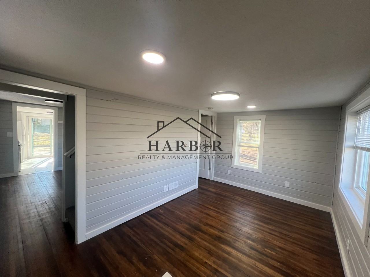 1603 6th Ave Nw - Photo 2 of 18
